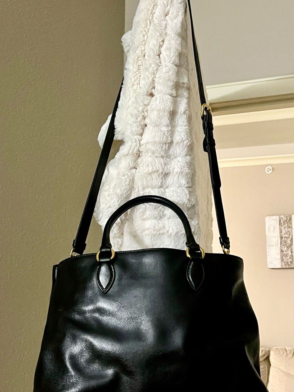 Prada Black Leather Glacé Calfskin Embossed Leather Logo Tote (Authentic) - Picture 3 of 15